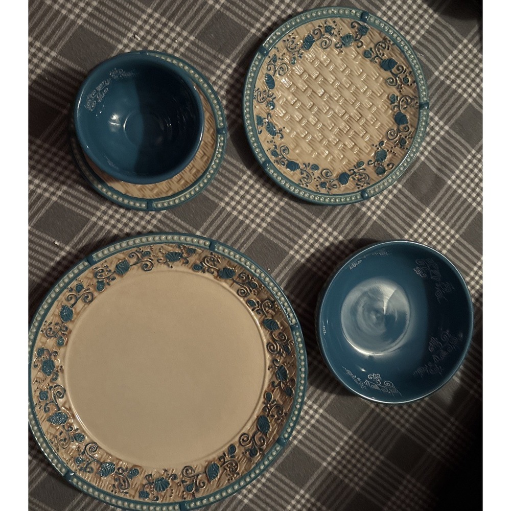 Temptations by Tara - Floral Lace - Cup/saucer Plate Salad Plate Bowl 20 Pieces